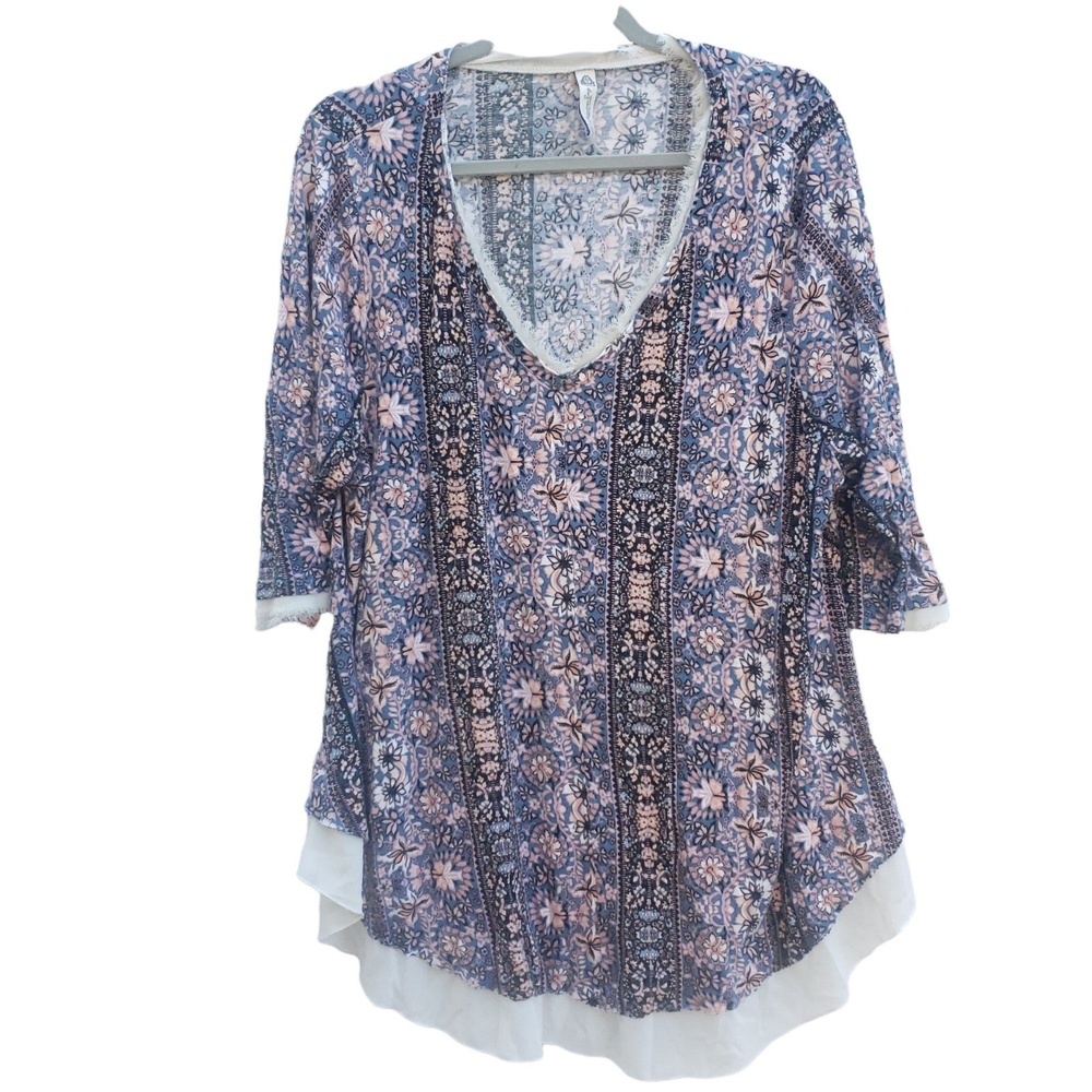 American Rag plus size boho chic quarter sleeve fringe sleeve sheer hem Size 2X